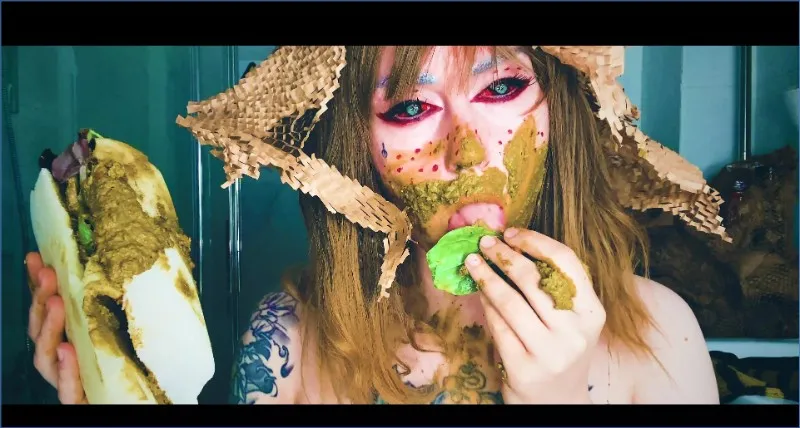 Sweet Betty Parlour leikkii likaisesti vihanneksilla ja paskalla - kakkavideo